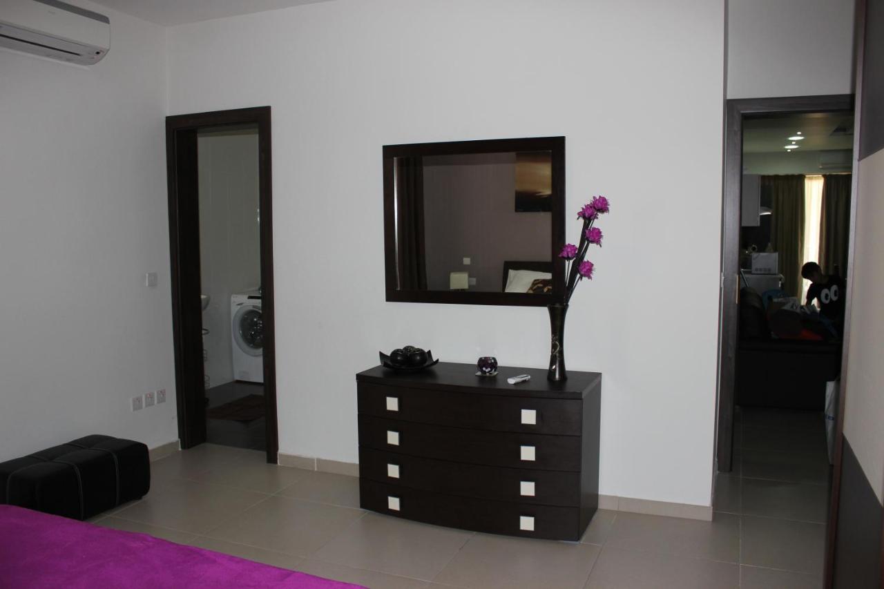 Sunny 2 Bedroom, 2 Bathrooms, Seaside Apt. Sliema Exterior photo